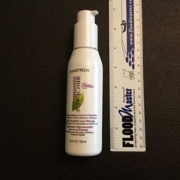 Matrix Biolage "Age Rejuvenating" Hair Product - Picture 7 of 10